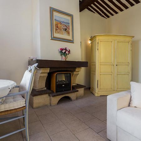 Very Charming Studio Apartment On Port In Cannes A Short Walk To Palais With Aircon And Internet 411 外观 照片