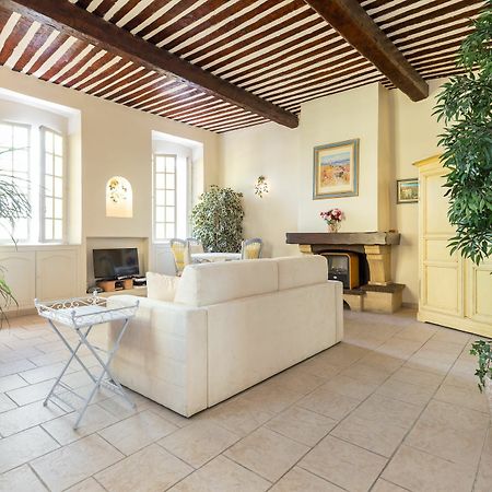 Very Charming Studio Apartment On Port In Cannes A Short Walk To Palais With Aircon And Internet 411 外观 照片