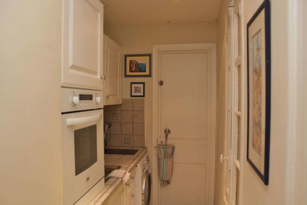 Very Charming Studio Apartment On Port In Cannes A Short Walk To Palais With Aircon And Internet 411 外观 照片